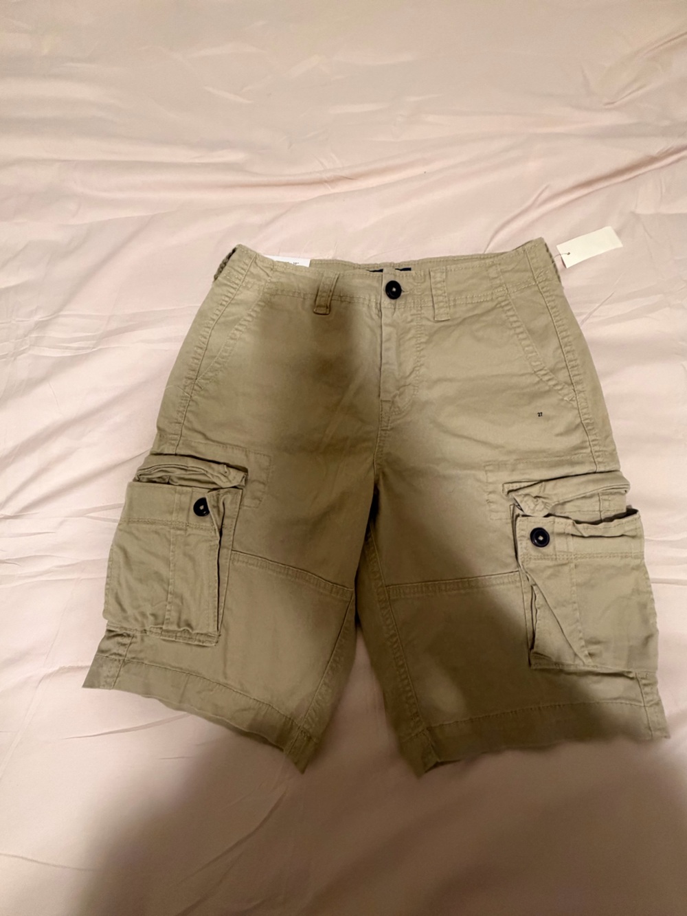 Aeropostale Men's Cargo Shorts in Khaki